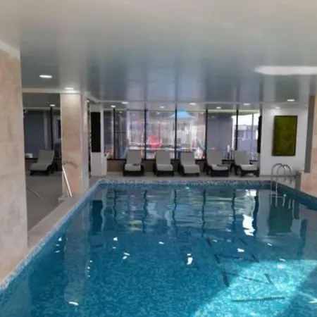 Apartment Turquoise In & Pool Mamaia Nord Navodari
