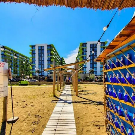 Turquoise In & Pool Mamaia Nord * Navodari